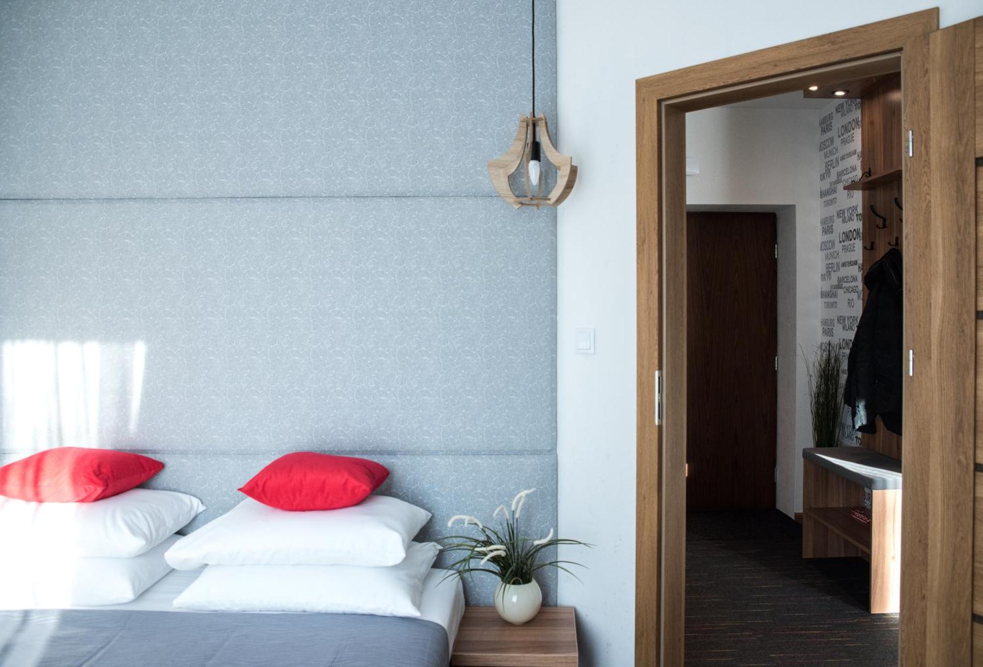 Apartamenty Czestochowa Eu 'Garaz Gratis' Exterior foto